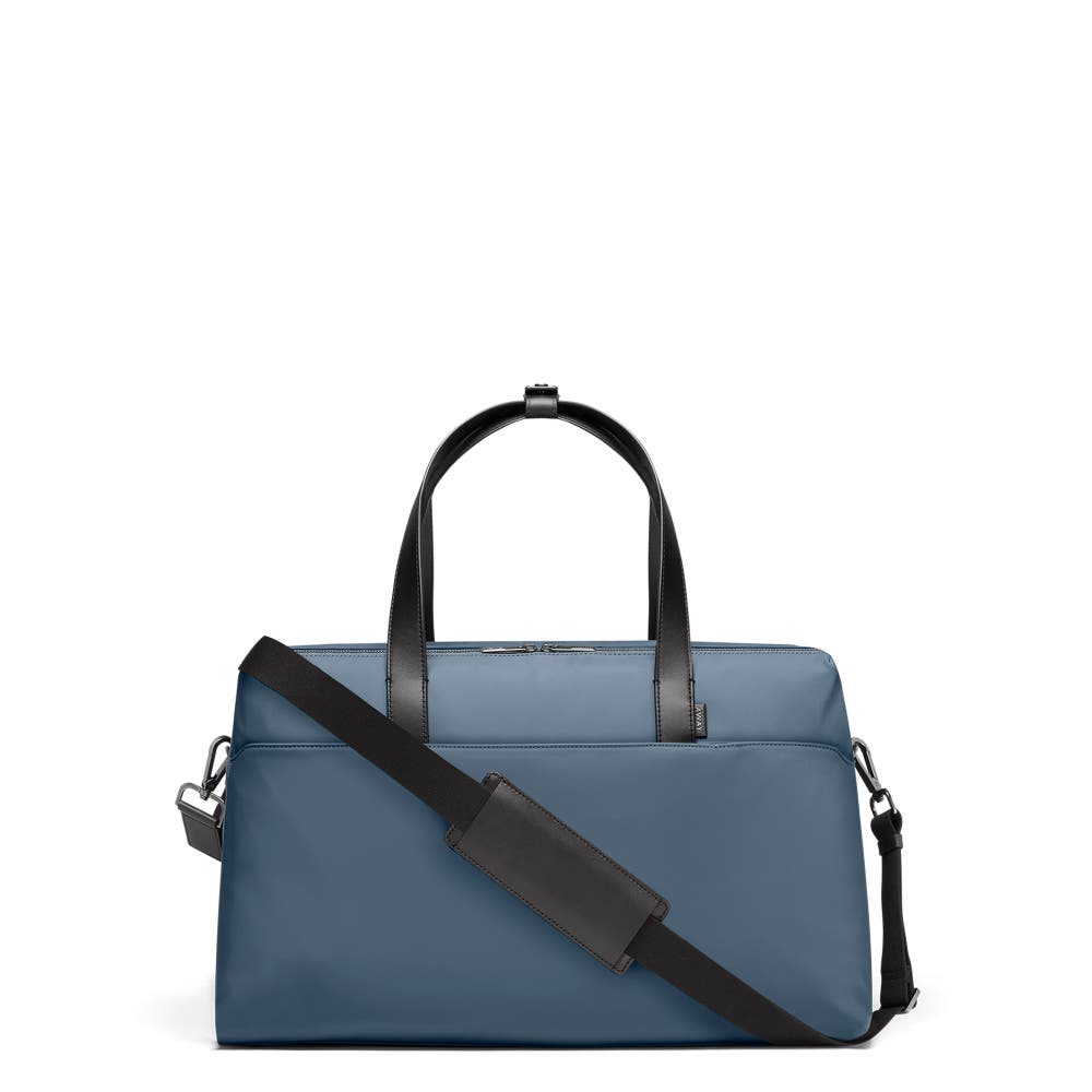 Brand New AWAY The Everywhere Bag in Navy Nylon | www.theconservative.online